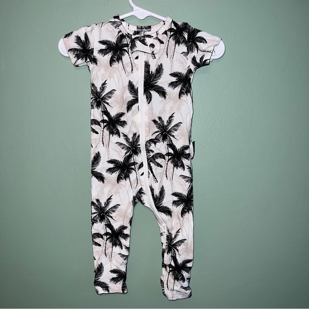 Palm tree one piece